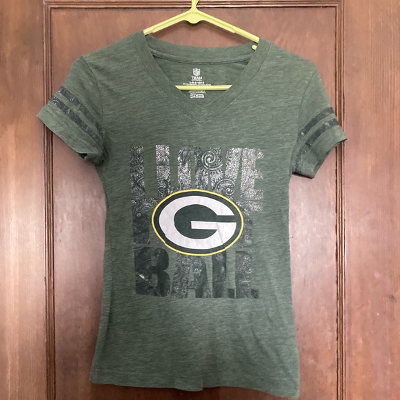 GreenBay Packers cute tee. - Picture 1 of 2